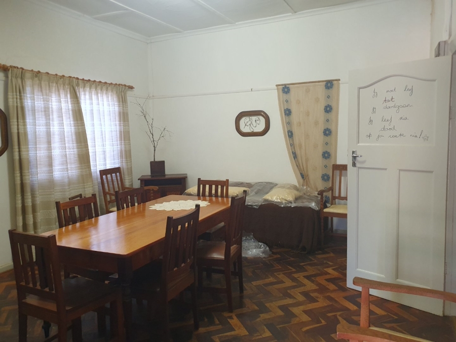 4 Bedroom Property for Sale in Loeriesfontein Northern Cape